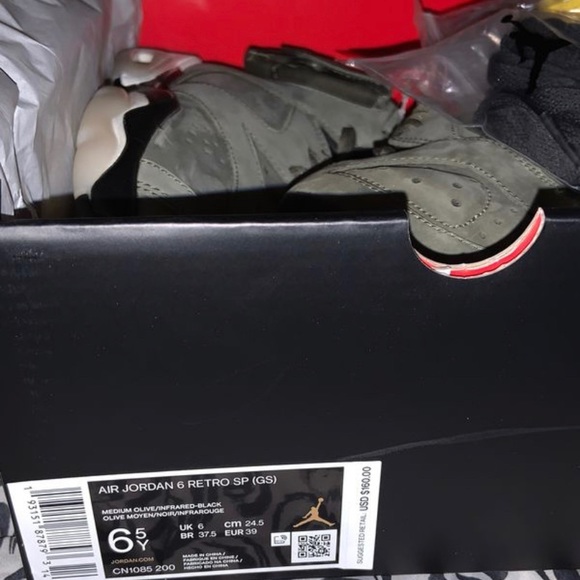 Travis Scott Air Jordan’s 6 - Picture 4 of 5